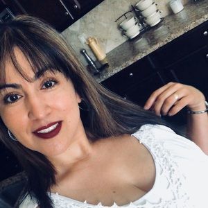 Meet your Posher, Mayra